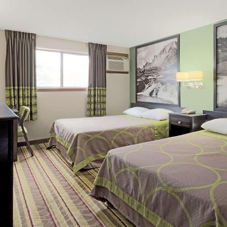 Super 8 By Wyndham Green River Exterior foto