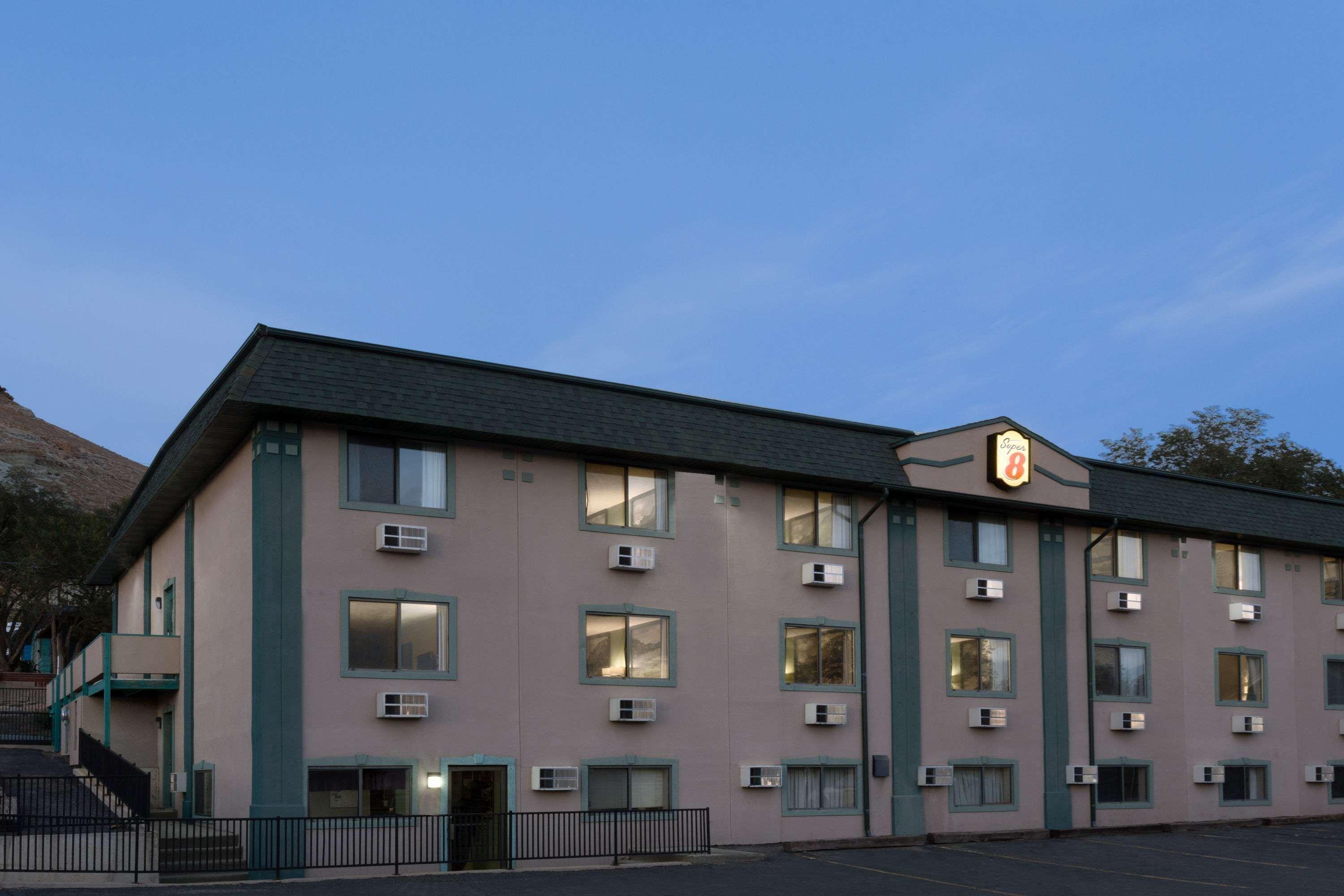 Super 8 By Wyndham Green River Exterior foto